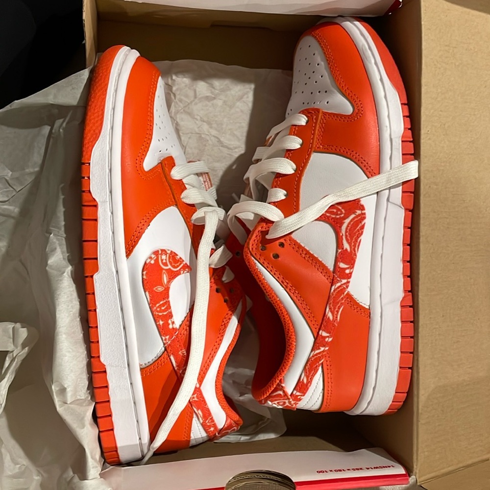 Women Nike Dunk Low ESS
